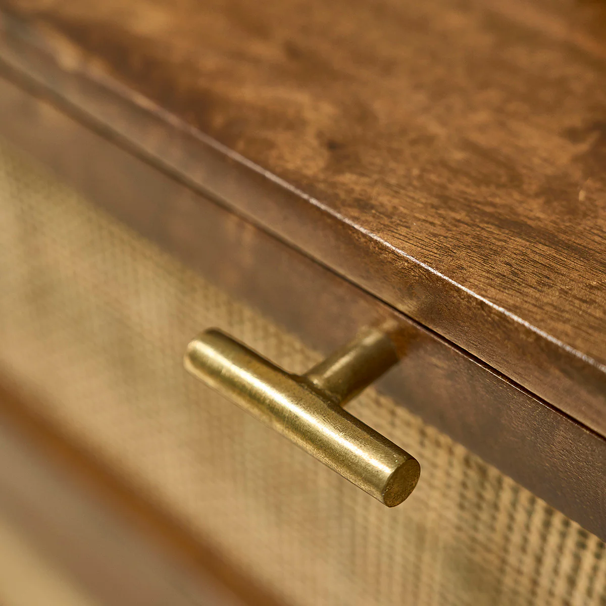 Cassettiera in mango massello e midollino finitura in noce 90 cm - Image 6