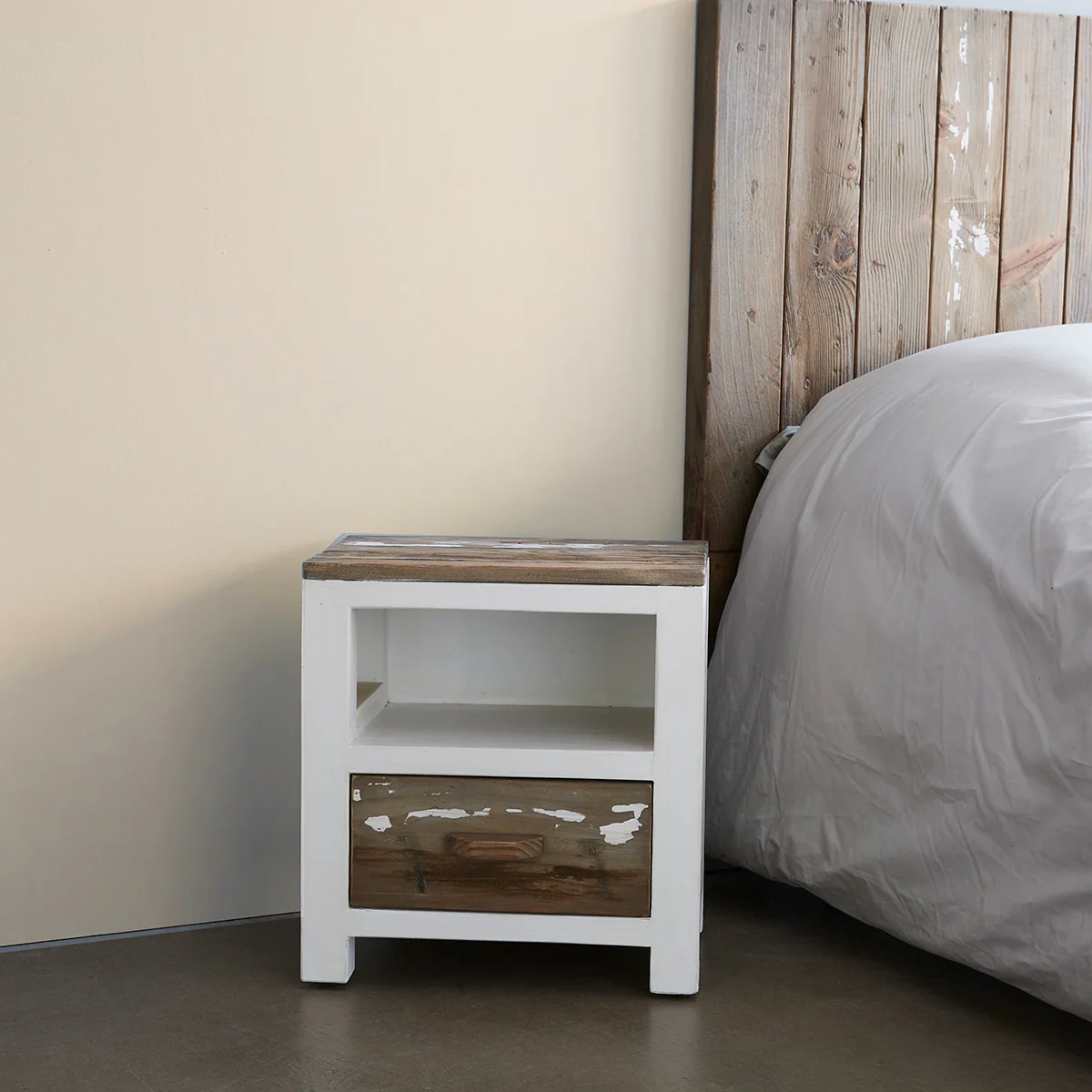 Comodino in legno massello riciclato 45 cm - Image 3