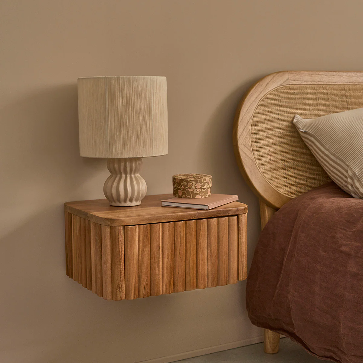 Comodino sospeso in legno teak 45 cm - Image 4