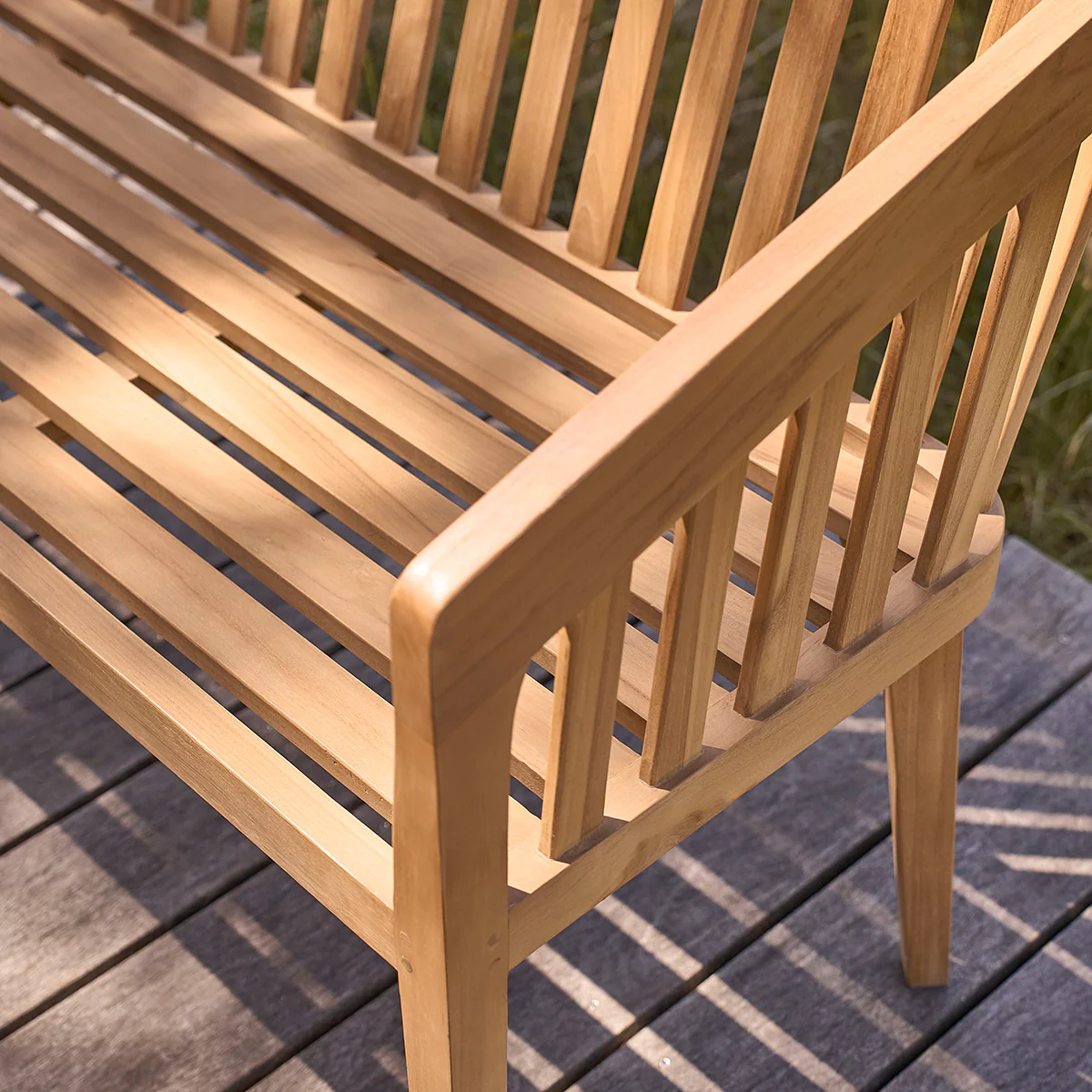 Panchina da giardino arrotondata in teak massello da 150 cm con cuscino - Image 7