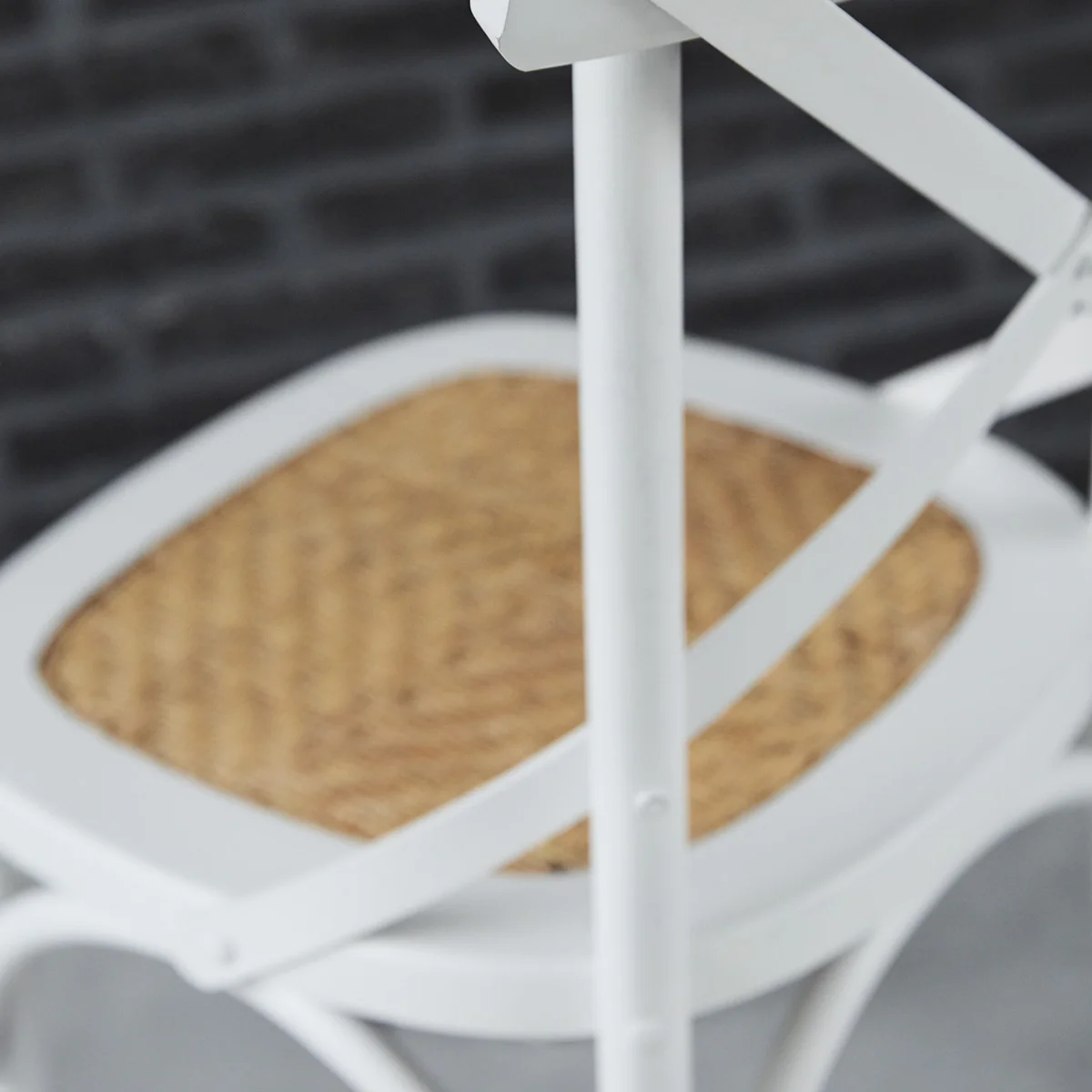 Sedia bistrot in mogano massello e rattan bianco - Image 4