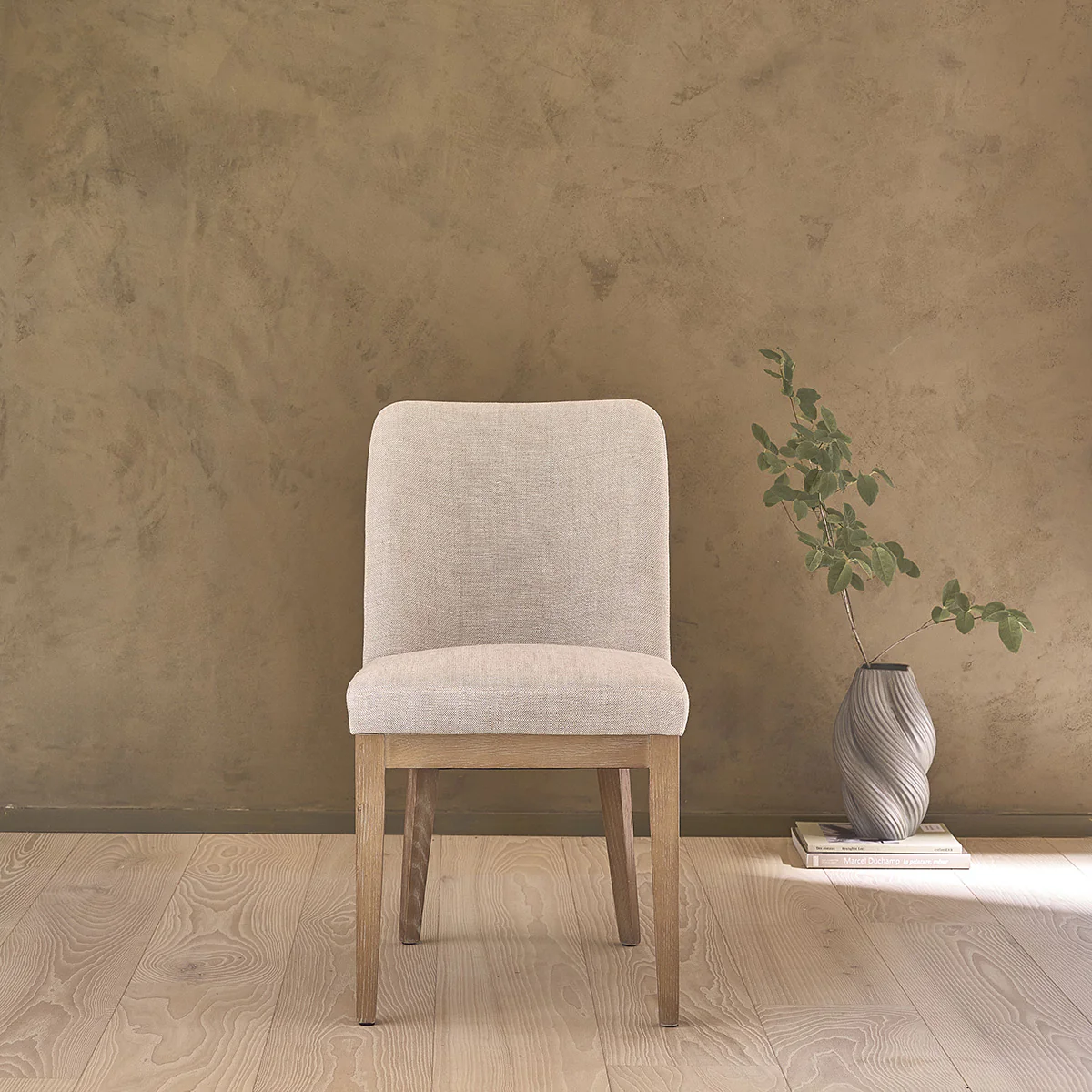 Sedia in rovere massello e tessuto di lino - Image 4