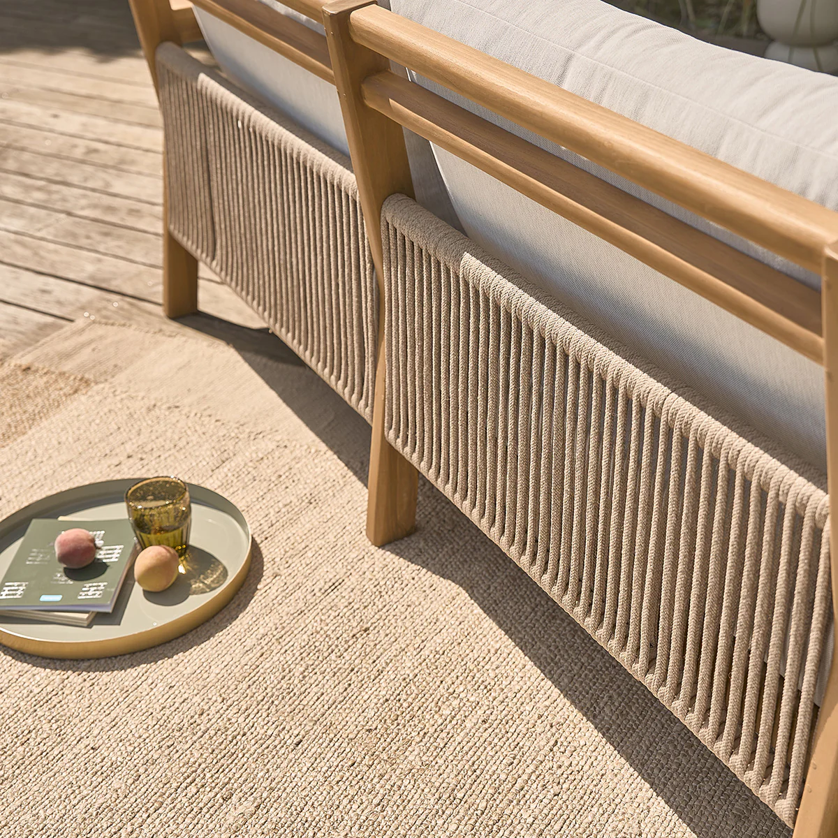 Set di mobili da giardino bassi in teak massello con cuscini - Image 6