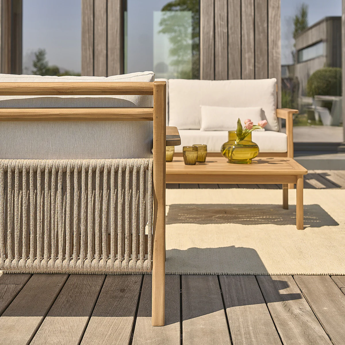 Set di mobili da giardino bassi in teak massello con cuscini - Image 9
