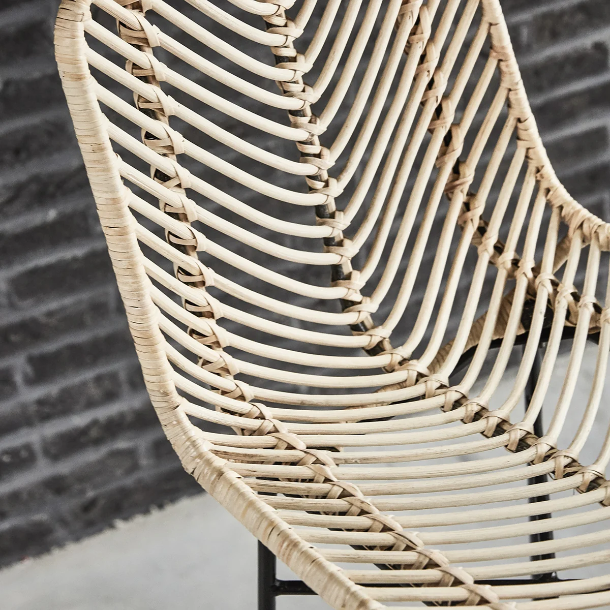 Sgabello da bar in metallo e rattan - Image 3