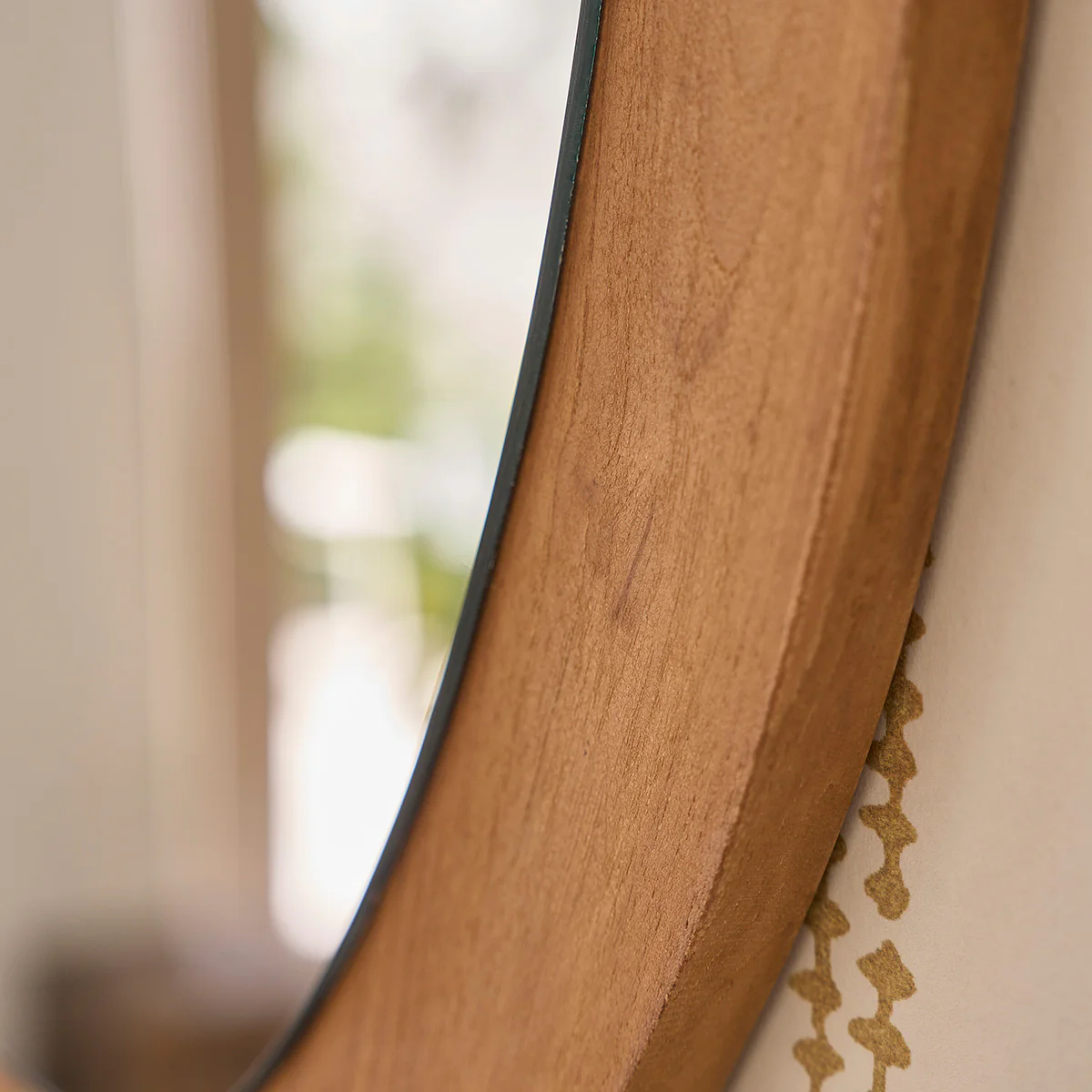 Specchio organico in legno di teak 75x60 cm - Image 4